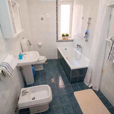 Piazza Antica Apartment *