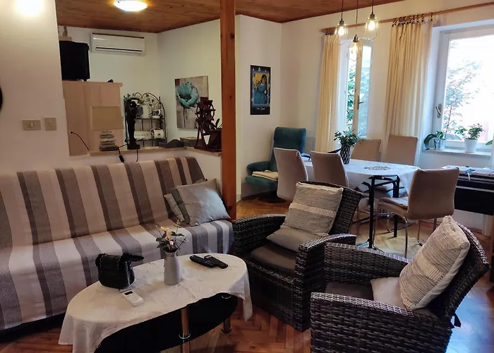 아파트먼트 피아차 안티카 아파트 로비니