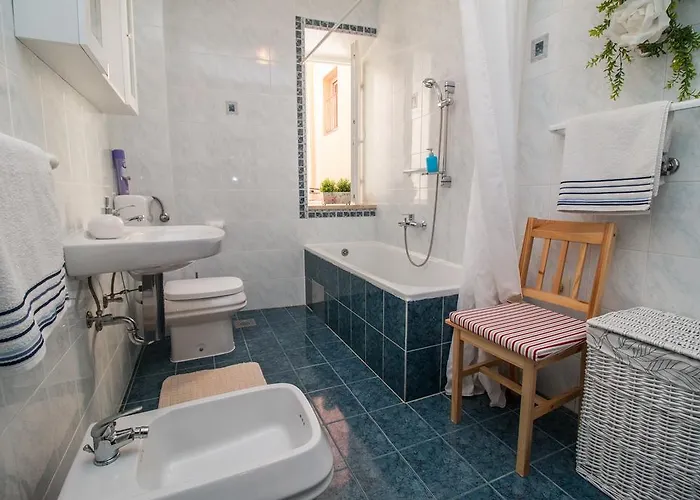 아파트먼트 피아차 안티카 *