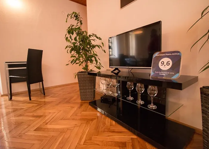 아파트먼트 피아차 안티카 * 로비니